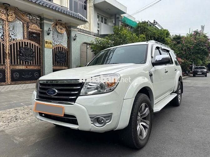 Ford Everest Limited 2011 số tự động máy dầu