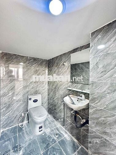 CHO THUÊ DUPLEX GIÁ RẺ SINH VIÊN GÁC CAO Ở NHIỀU NGƯỜI NGAY LOTTE MART