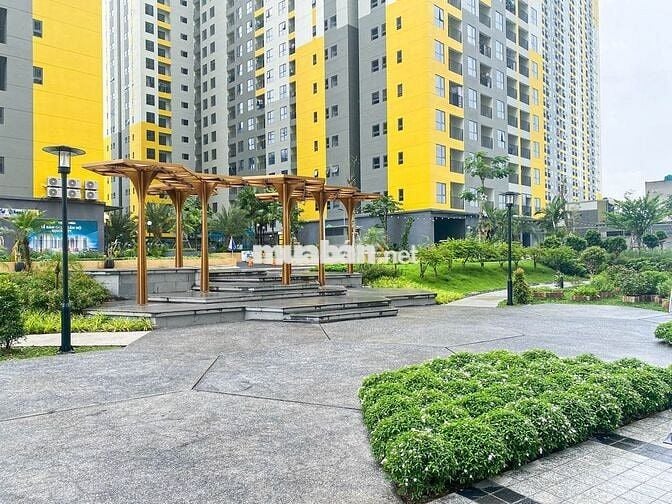 Căn hộ Bcons City 53m2, 2PN nội thất cơ bản mới 100%, gần làng Đại Học