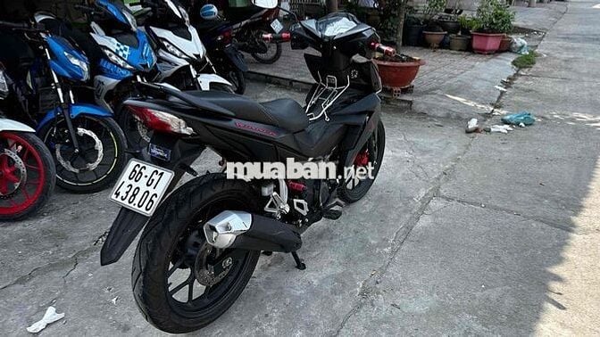 Honda Winner 150 đen nhám ( hỗ trợ góp )