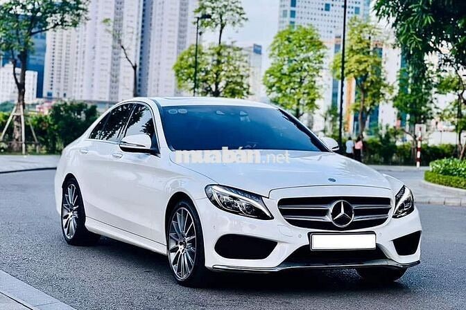 Mercedes Benz C300 AMG 2018 - siêu lướt 32,000 km.