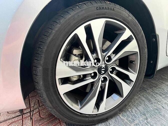 Kia Rondo 2019 Rondo GAT - Đẹp Chuẩn Chỉnh