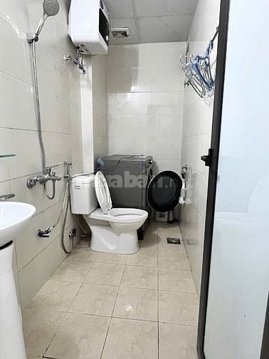 Chính chủ  bán toà nhà chung cư mi ni  tại ngõ 172 Vũ hữu DT 76,8m2 , 