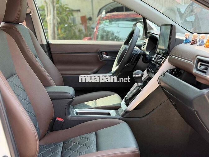 Toyota Innova Cross CVT 2025 - 3000 km bao check