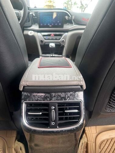 Hyundai Elantra GLS MT 2016 1.6 MT - odo 80.000 Km