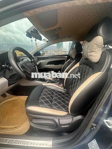 Hyundai Elantra GLS MT 2016 1.6 MT - odo 80.000 Km