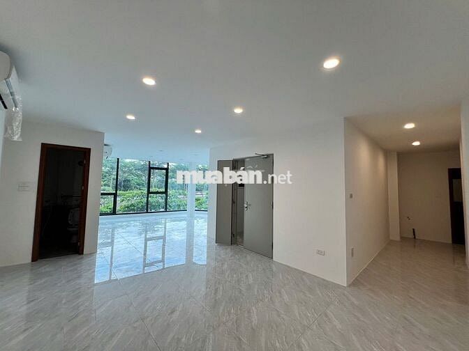 Nhà nguyên căn mặt đường Bưởi, 84mx6 tầng, mặt tiền 8m