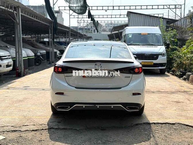 MAZDA 3 2018 luxury BẢO HÀNH 1 NĂM HỖ TRỢ VAY 65%