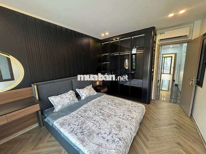 Bán nhà Phúc Đồng - gara ô tô 7 chỗ - 6 tầng thang máy - cực rộng