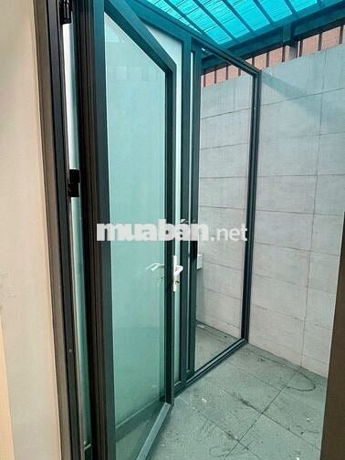 Tầng trệt 5x23m Vạn Phúc có máy lạnh hầm xe, lối đi riêng. Chỉ 10,5tr