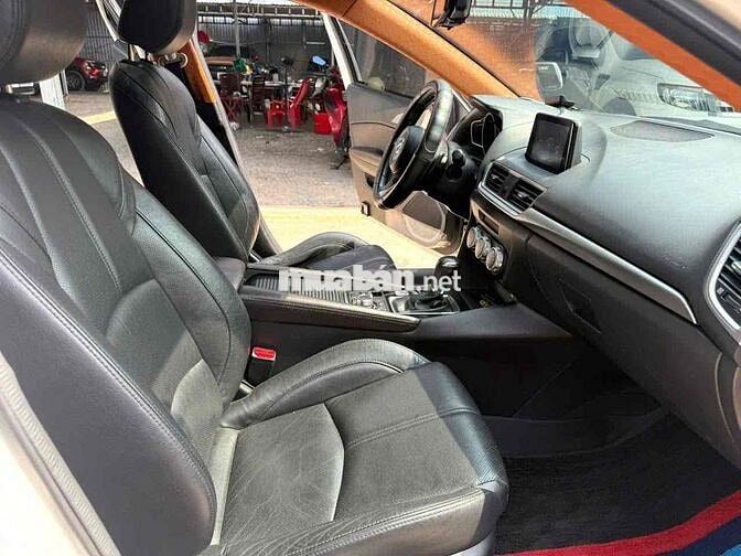 MAZDA 3 2018 luxury BẢO HÀNH 1 NĂM HỖ TRỢ VAY 65%