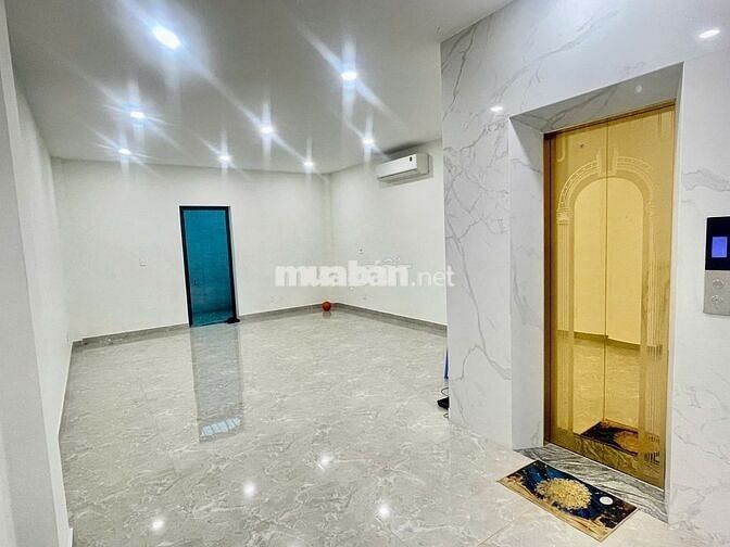 Tầng trệt 5x23m Vạn Phúc có máy lạnh hầm xe, lối đi riêng. Chỉ 10,5tr