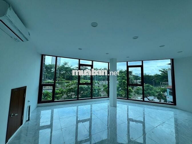 Nhà nguyên căn mặt đường Bưởi, 84mx6 tầng, mặt tiền 8m