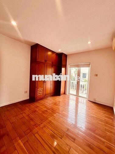 Cho Thuê Biệt Thự DT 800m2 Có Hồ Bơi Riêng Biệt Wiw Sông Sài Gòn