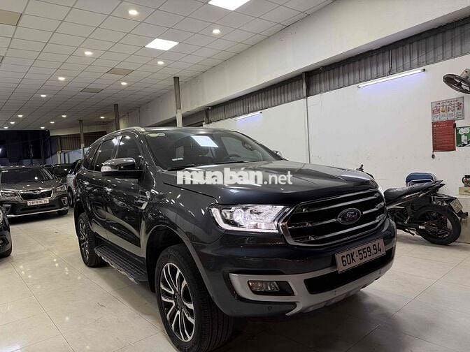 Ford Everest 2019 Titanium Plus 2.0L AT 4WD