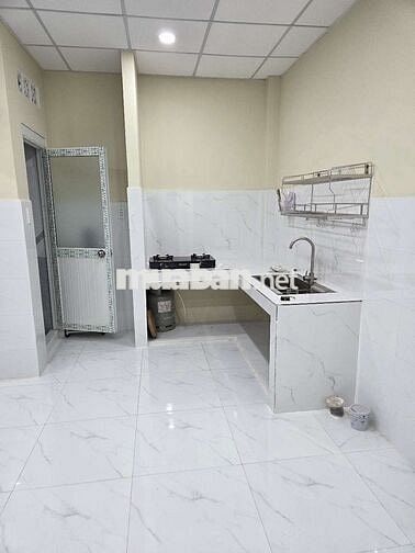 Cho thuê nhà nguyên căn DTSD 70M2 Mặt tiền đường