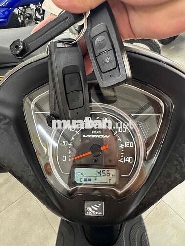 Vision 07-2025 Màu Mới Chạy 1.400Km Siêu Lướt
