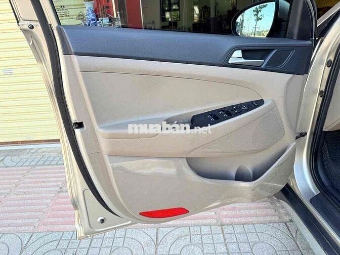 Hyundai Tucson 2019 1.6 AT Turbo - 88000 km