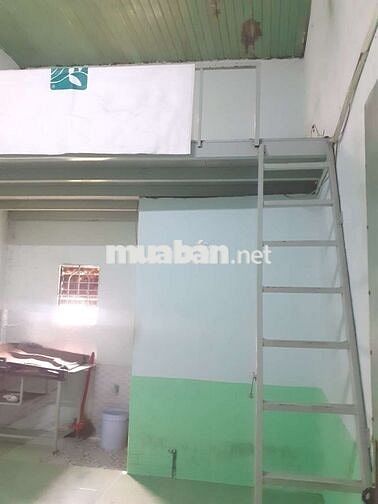 Phòng trọ 16m2 có gác lửng,đường Nguyễn Văn Quá gần NH Đông Phương