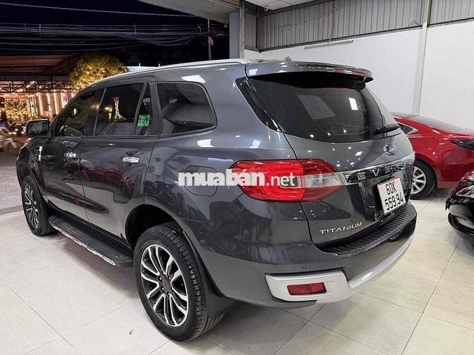 Ford Everest 2019 Titanium Plus 2.0L AT 4WD