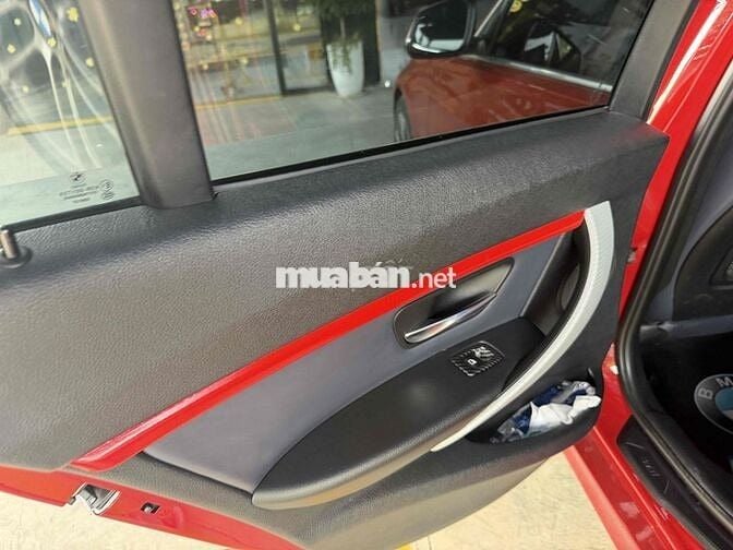 BMW 3 Series 2013 320i Xe cực mới