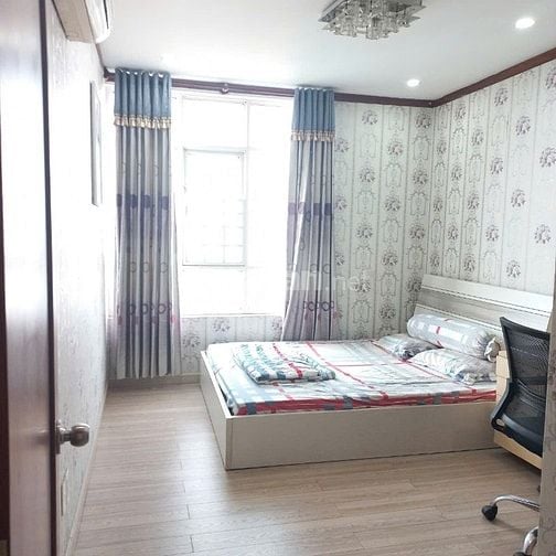 Bán gấp căn hộ  Giai Việt Hoàng Anh Tạ Quang Bửu, Phường Chánh Hưng, H