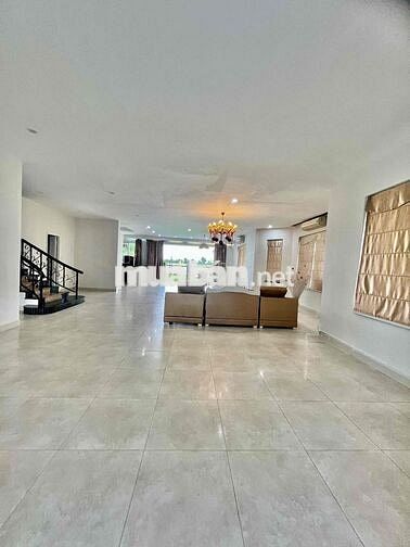 Cho Thuê Biệt Thự DT 800m2 Có Hồ Bơi Riêng Biệt Wiw Sông Sài Gòn