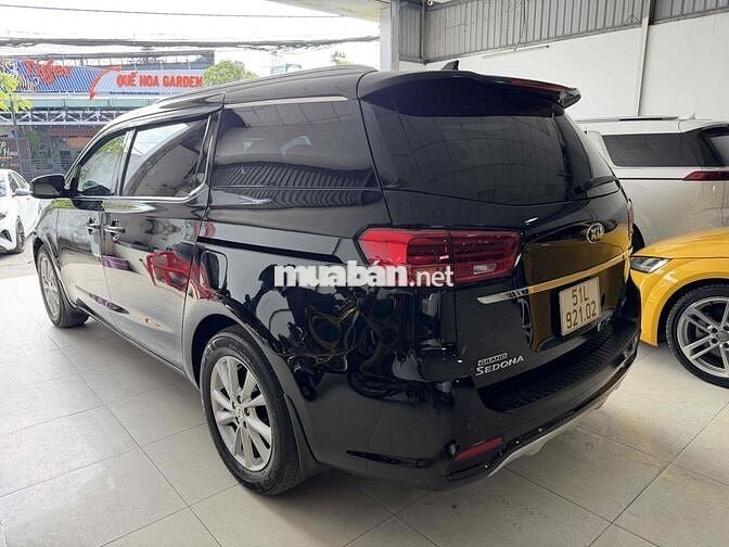 Kia Sedona 2018 2.2 DATH - 70000 km
