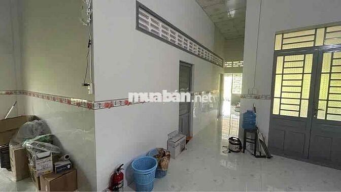 Bán gấp nhà vườn Bình Phước QL13 giá 200tr 3209m2 có 400m2 thổ cư