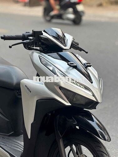 Bán Vario 150 Màu Bạc Porsche