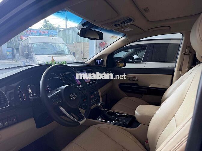 Kia Sedona 2018 2.2 DATH - 70000 km
