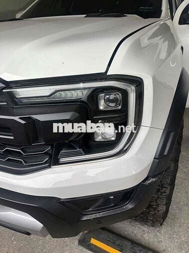 Ford Raptor 2024 Trắng 1 vạn km