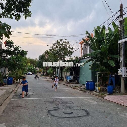 Bán nhà vừa hoàn thiện khu dân cư lavender Tân Triều . Trả trước 700tr