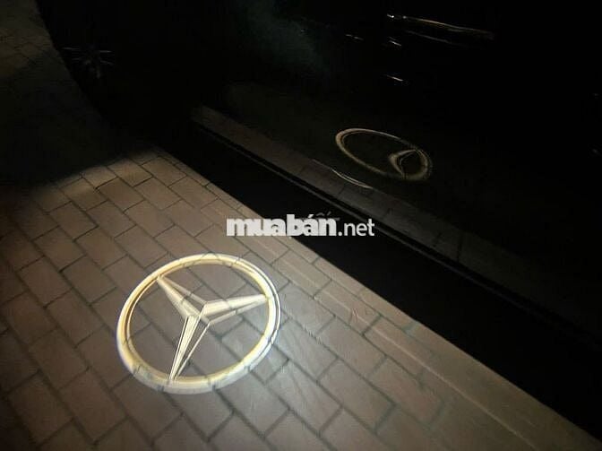 Mercedes-Benz C200 Plus Đen