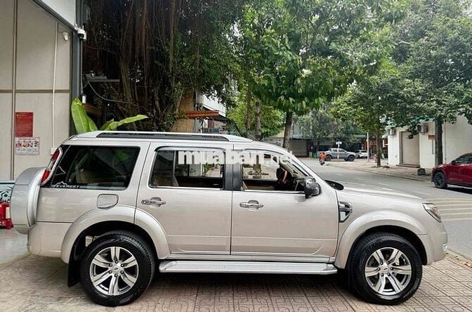 Ford Everest 2010 2.5L 4x2 AT - 146000 km