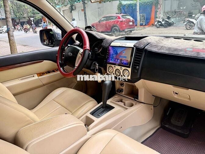 Ford Everest 2010 2.5L 4x2 AT - 146000 km