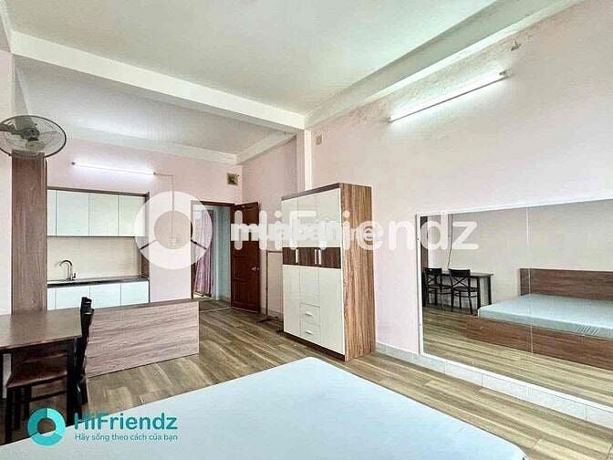 STUDIO RỘNG RÃI TÁCH BẾP FULL NỘI THẤT ĐIỆN NƯỚC GIÁ RẺ Ở NGÃ TƯ 4 XÃ