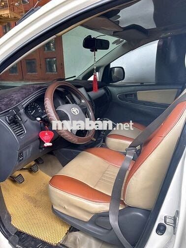 Toyota Innova 2016 J - 190000 km