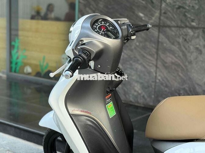 Yamaha Janus Smartkey Limited 2023 Trắng