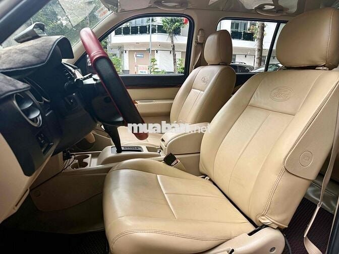 Ford Everest 2010 2.5L 4x2 AT - 146000 km