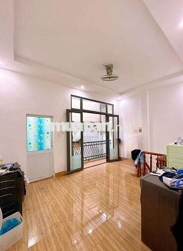 NHÀ 3 PHÒNG NGỦ - HẺM 28 MẬU THÂN