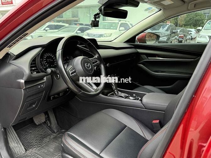 Mazda 3 2021 1.5AT Deluxe - mẫu quá đẹp - Giá mềm