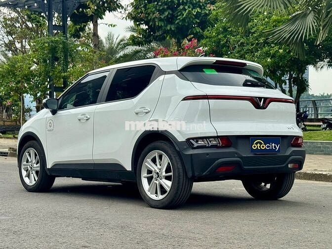 VinFast VF5 Plus 2024 - Màu trắng - 3vkm - Mua pin