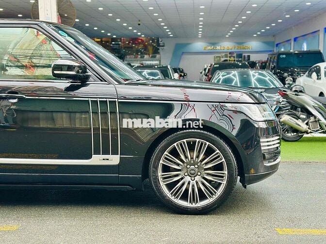 Land Rover Range Rover HSE up Model 2020