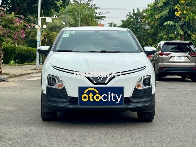 VinFast VF5 Plus 2024 - Màu trắng - 3vkm - Mua pin