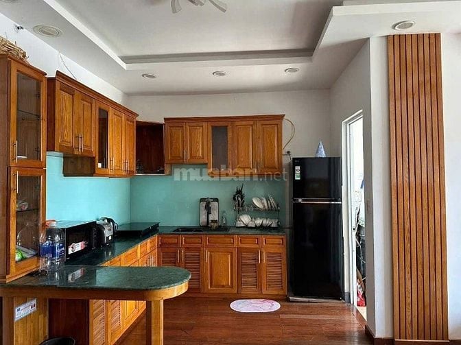 Cần bán căn hộ đẹp Chung Cư 12T2 