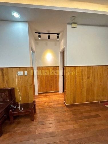 Cần bán căn hộ đẹp Chung Cư 12T2 