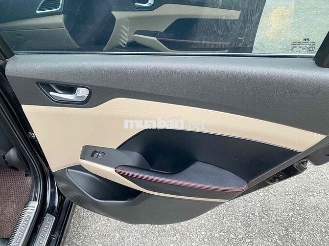 Hyundai Accent 2019 1.4 ATH - 70000 km