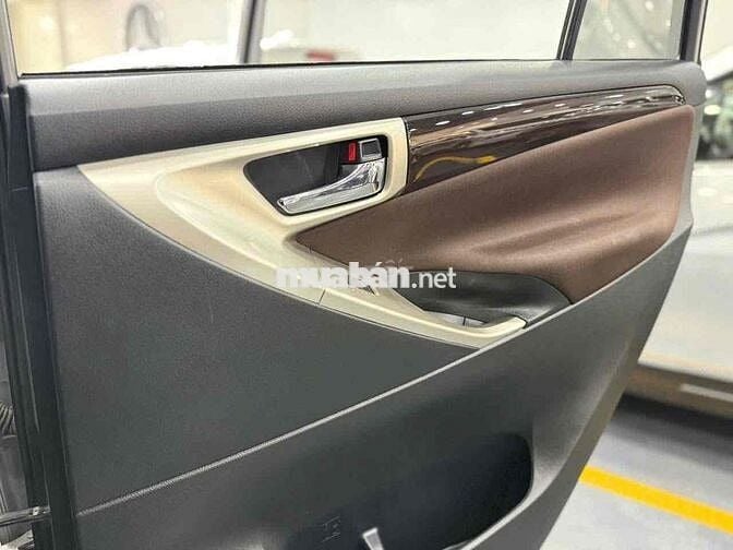 Toyota Innova 2021 2.0G 69.000 km