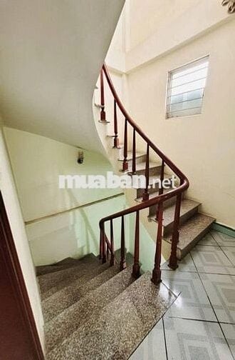 Cho thuê nhà riêng ngõ 192 Tam Trinh - 40m2 - 4 tàng - 4 ngủ - 9tr